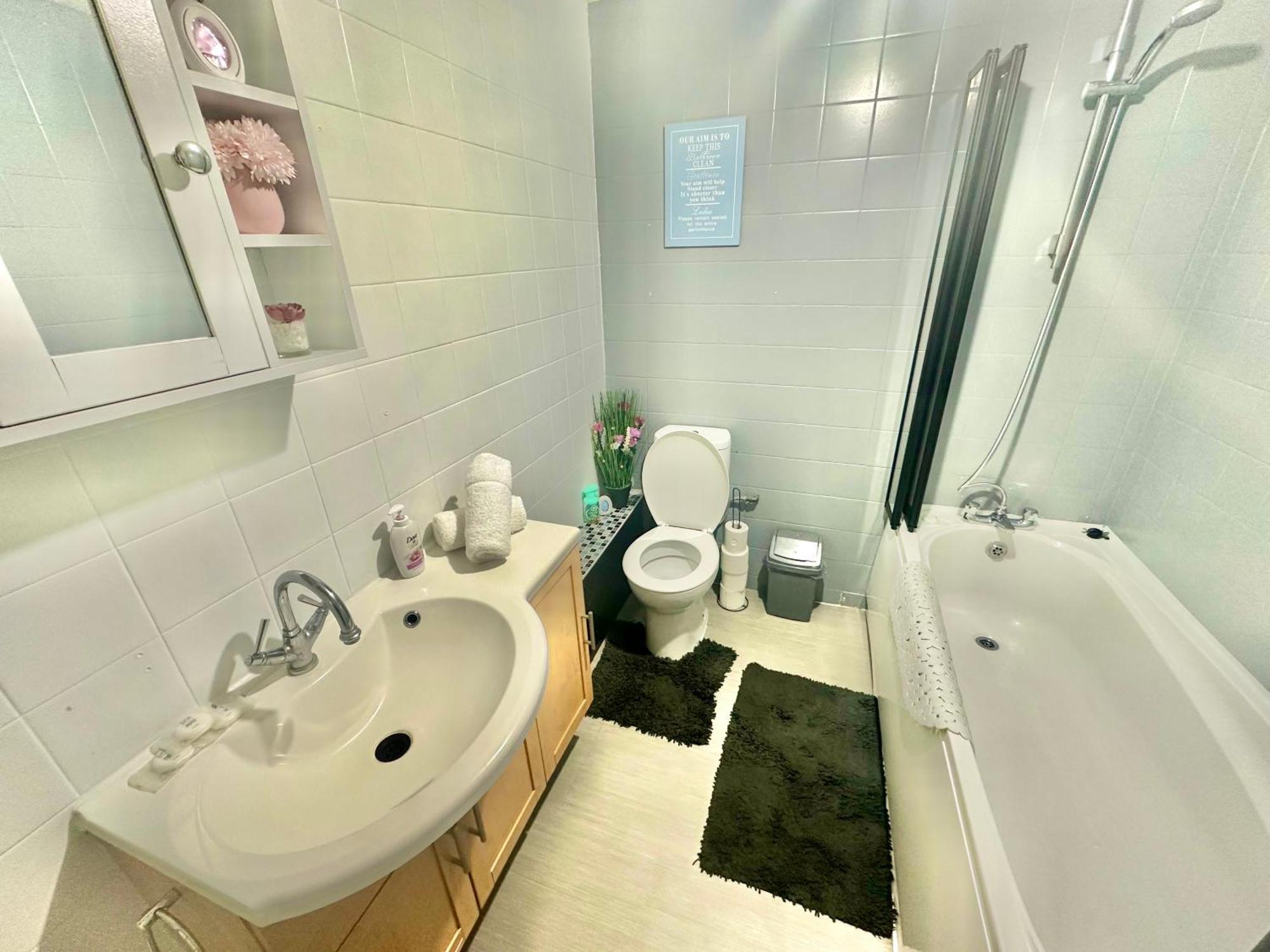 Homely Apartment In The Heart Of Town Centre - Sleeps 6 Bournemouth Exterior foto